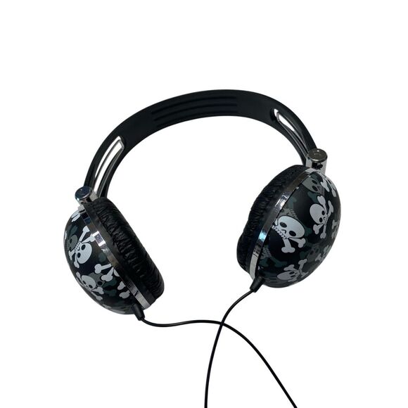 Nwot Skull Crossbones Over Ear Headphones Wired Black White Audio Accessory - Picture 5 of 11
